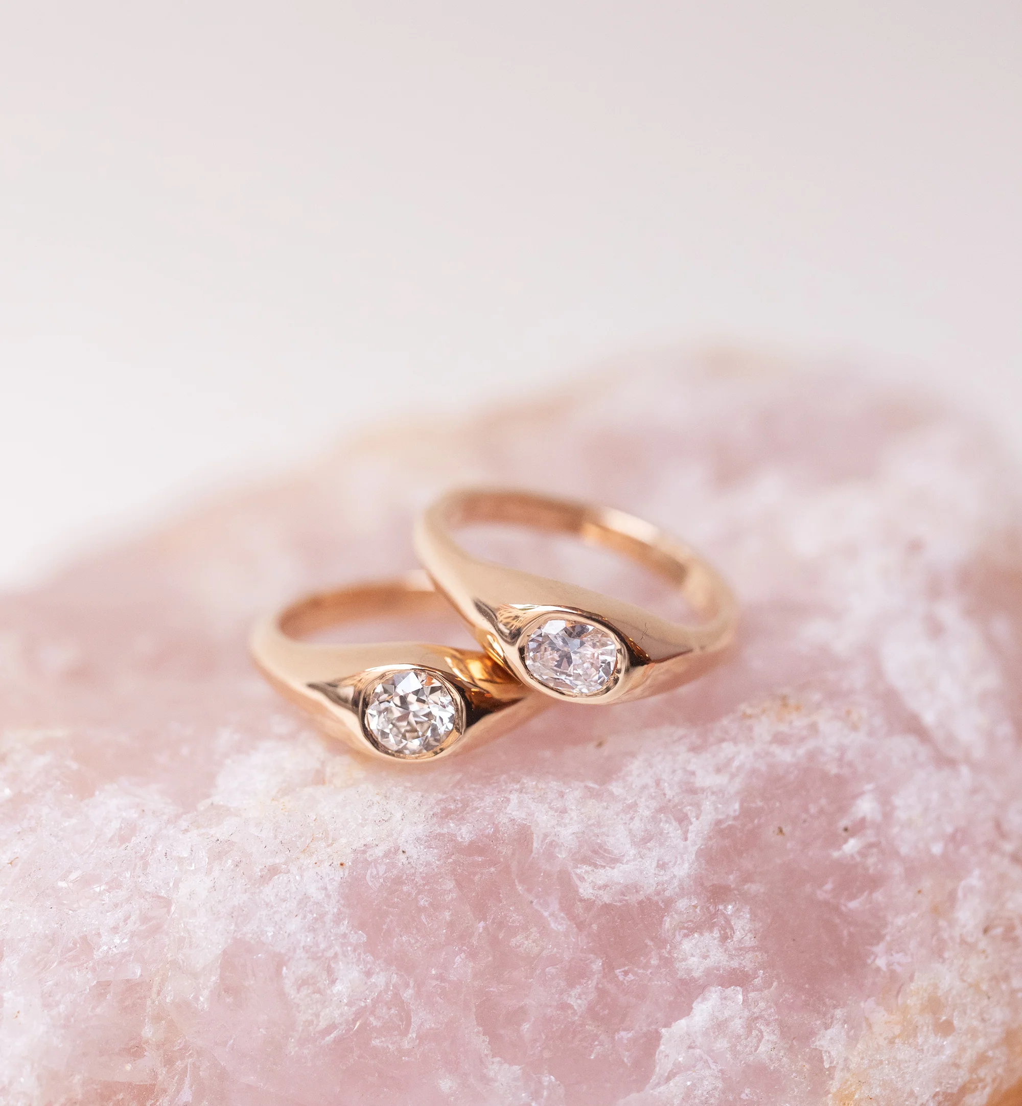 Bold Diamond ring - Antique 0.57ct - Image 3