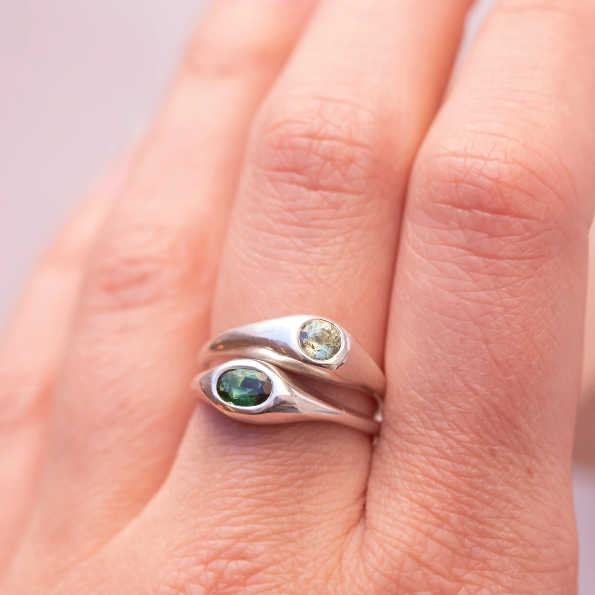 Silver Bold Bonbons - Green sapphire - Image 4
